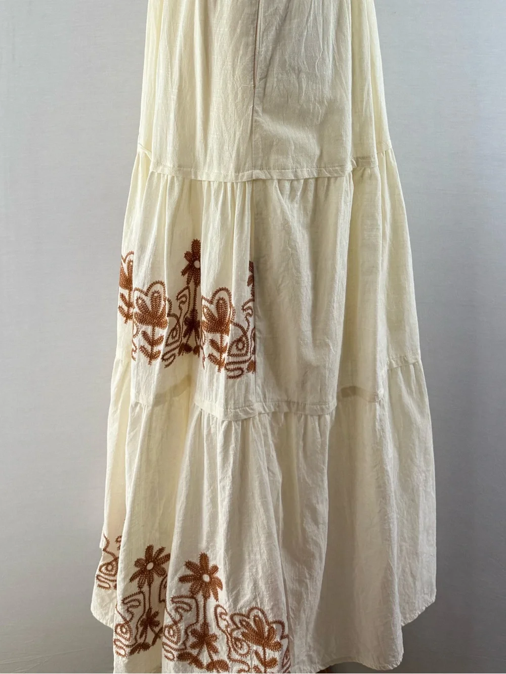 Polagram Cream & Brown Embroidered Notch Neck Short Sleeve Maxi Dress